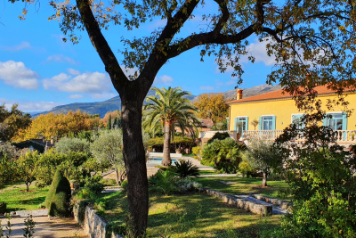 House for sale in VENCE  - 7 rooms - 321 m&sup2; 