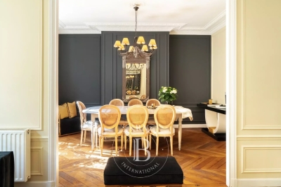 Apartment for sale in PARIS 16EME  - 4 rooms - 90 m&sup2; 