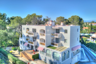 Apartment for sale in ST-RAPHAËL  - 4 rooms - 88 m&sup2; 