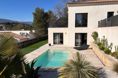House for sale in VALBONNE  - 4 rooms - 156 m&sup2; 