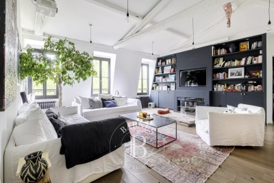 Apartment for sale in NEUILLY SUR SEINE  - 6 rooms - 177 m&sup2; 