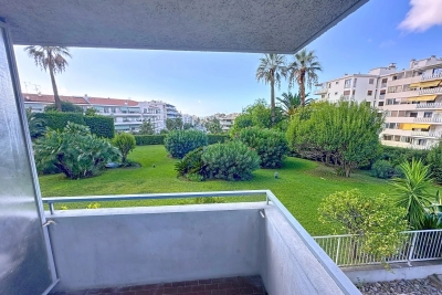 Apartment for sale in LE CANNET  - 1 rooms - 25 m&sup2; 