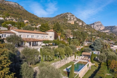 House for sale in VENCE  - 10 rooms - 600 m&sup2; 