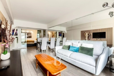 Apartment for sale in PARIS 16EME  - 3 rooms - 67 m&sup2; 