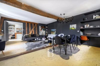 Apartment for sale in PARIS 4EME  - 2 rooms - 61 m&sup2; 