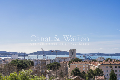 Apartment for sale in TOULON  - 3 rooms - 74 m&sup2; 