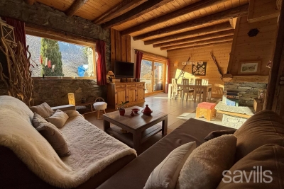 House for sale in LES ALLUES  - 5 rooms - 160 m&sup2; 