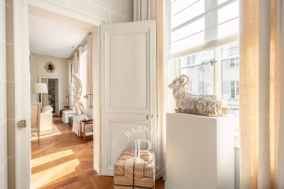 Apartment for sale in PARIS 6EME  - 2 rooms - 70 m&sup2; 