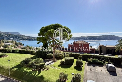 Apartment for sale in VILLEFRANCHE-SUR-MER  - 4 rooms - 90 m&sup2; 
