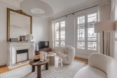 Apartment for sale in PARIS 6EME  - 3 rooms - 90 m&sup2; 