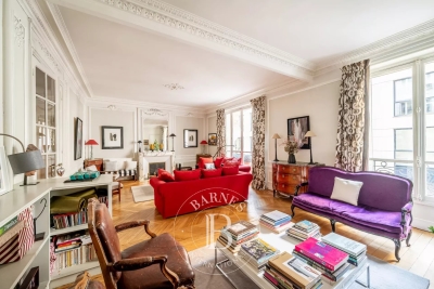 Apartment for sale in NEUILLY SUR SEINE  - 5 rooms - 160 m&sup2; 