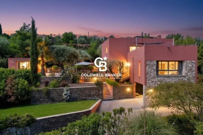 House for sale in VENCE  - 6 rooms - 317 m&sup2; 