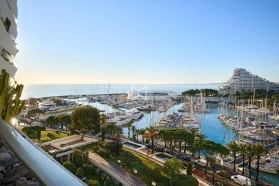 Apartment for sale in VILLENEUVE-LOUBET  - 2 rooms - 65 m&sup2; 