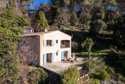 House for sale in ST-PAUL-DE-VENCE  - 6 rooms - 222 m&sup2; 