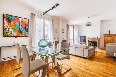 Apartment for sale in PARIS 16EME  - 4 rooms - 113 m&sup2; 