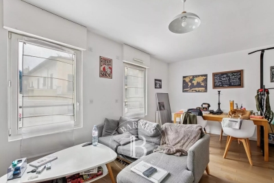 Apartment for sale in VERSAILLES  - 2 rooms - 45 m&sup2; 