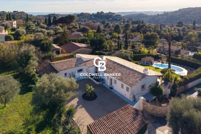 House for sale in VENCE  - 8 rooms - 2120 m&sup2; 