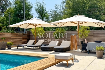 House for sale in THÉOULE-SUR-MER  - 6 rooms - 187 m&sup2; 