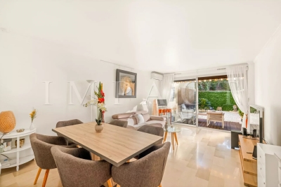 Apartment for sale in LE CANNET  - 2 rooms - 55 m&sup2; 