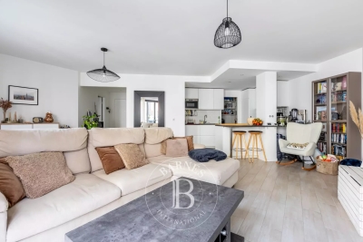 Apartment for sale in BOULOGNE BILLANCOURT  - 3 rooms - 74 m&sup2; 