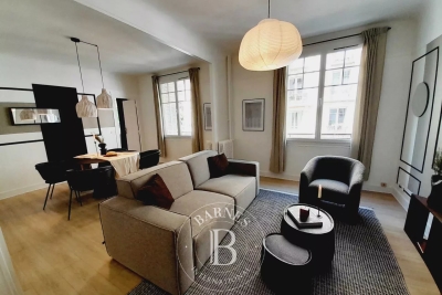 Apartment for sale in PARIS 15EME  - 4 rooms - 74 m&sup2; 