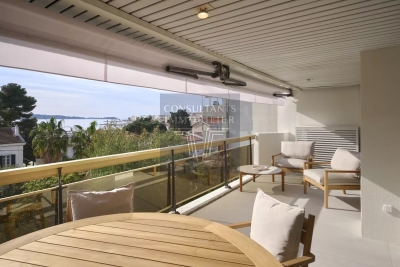 Apartment for sale in CANNES  - 4 rooms - 100 m&sup2; 