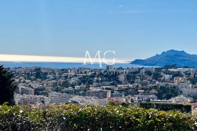 Apartment for sale in LE CANNET  - 3 rooms - 97 m&sup2; 