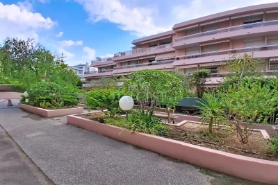 Apartment for sale in ROQUEBRUNE-CAP-MARTIN  - 2 rooms - 36 m&sup2; 